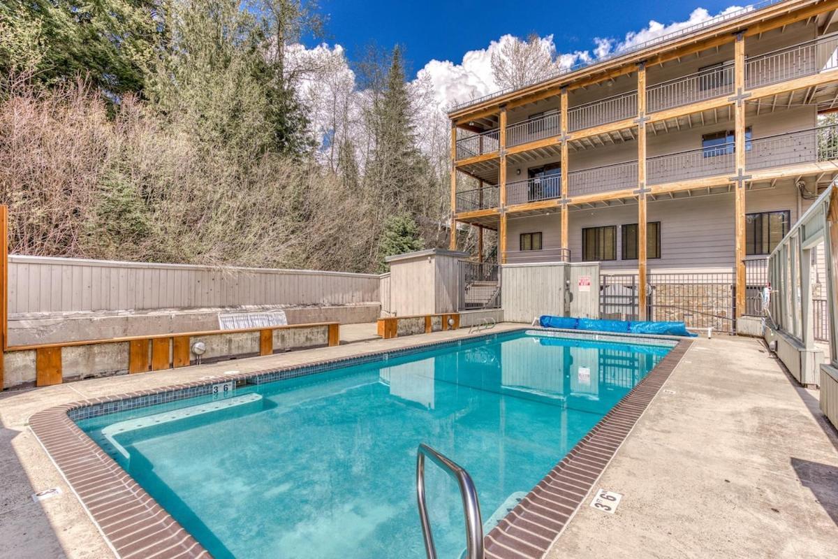 Holiday home Thunderhead 204 - Modern Heated Pool & Games