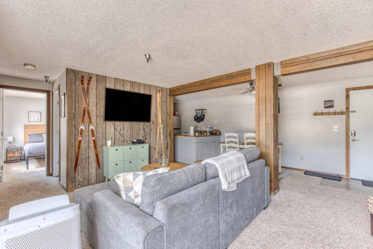 Holiday home Thunderhead 204 - Modern Heated Pool & Games Government Camp